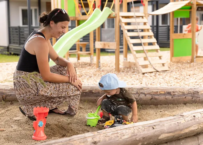 مكان تخييم Camping Resort Riegersburg